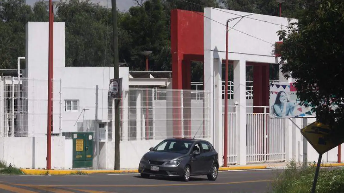 La planta de tratamiento instalada en Atlihuetzía no opera desde hace cuatro añosTOMÁS BAÑOS